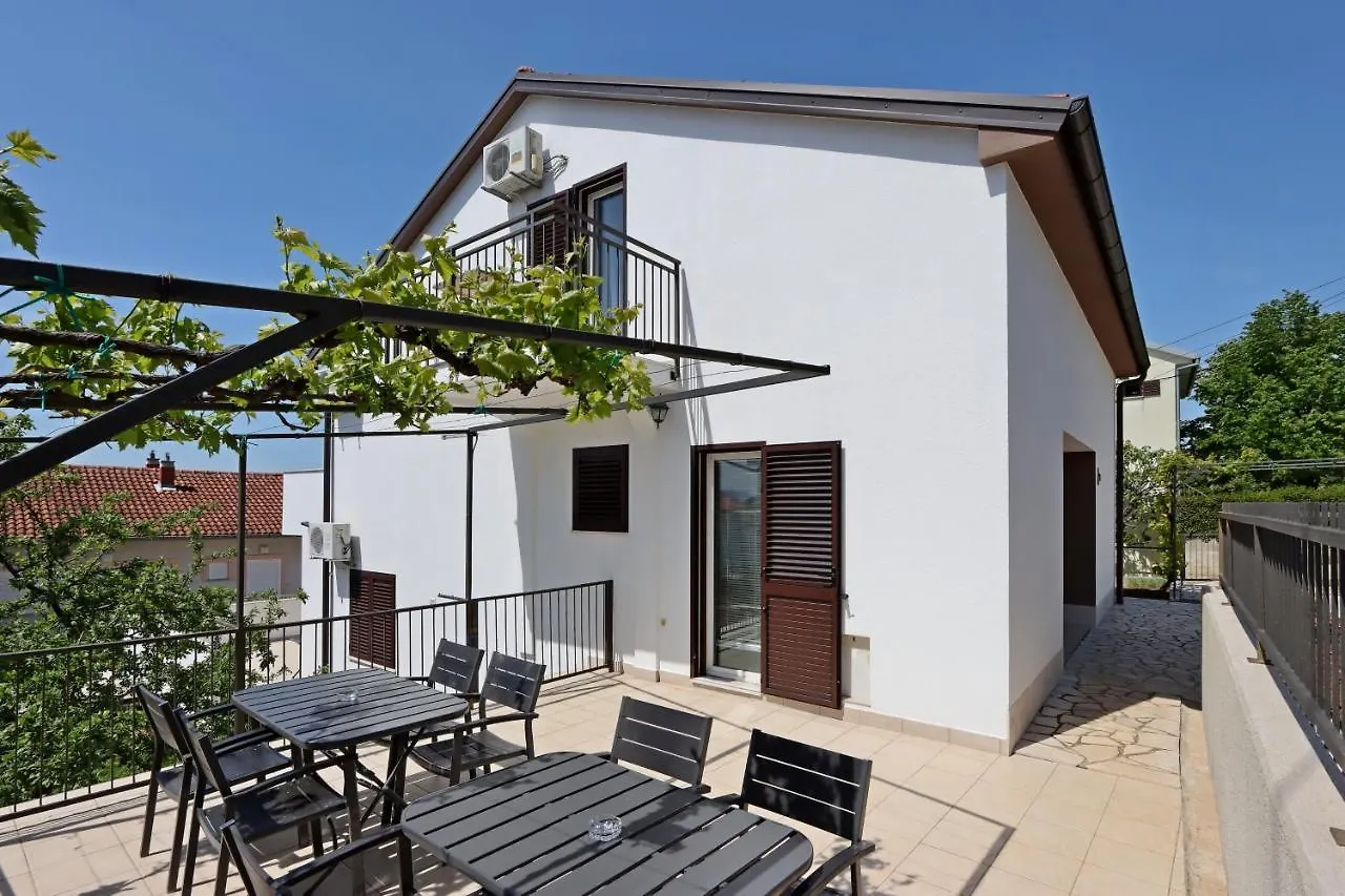 Maison d'hôtes Triple Room Selce 2362C